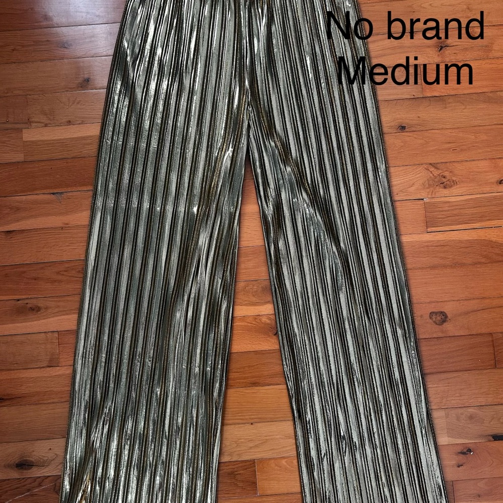 Metallic Gold Pleated Women’s Pants - No Brand